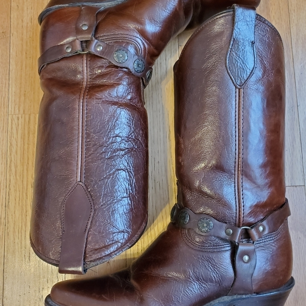 🧿 LOVED UP CONCHA BOOTS - Picture 12 of 14